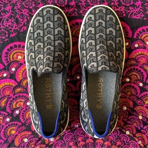 Rothy’s Original Slip On Sneaker in Signature Black size 8